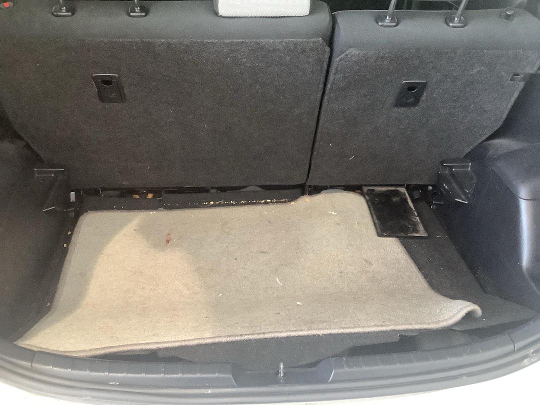 Photo '9' of Toyota Vitz Photo '9' of Toyota Vitz