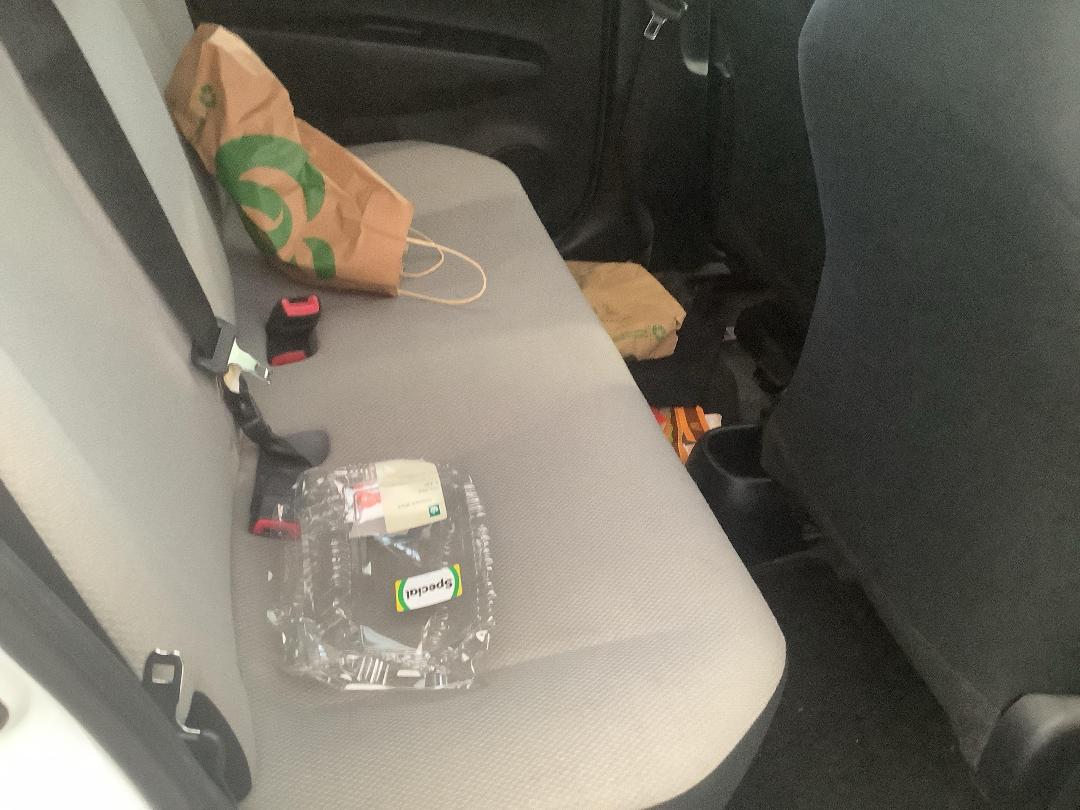 Photo '11' of Toyota Vitz Photo '11' of Toyota Vitz