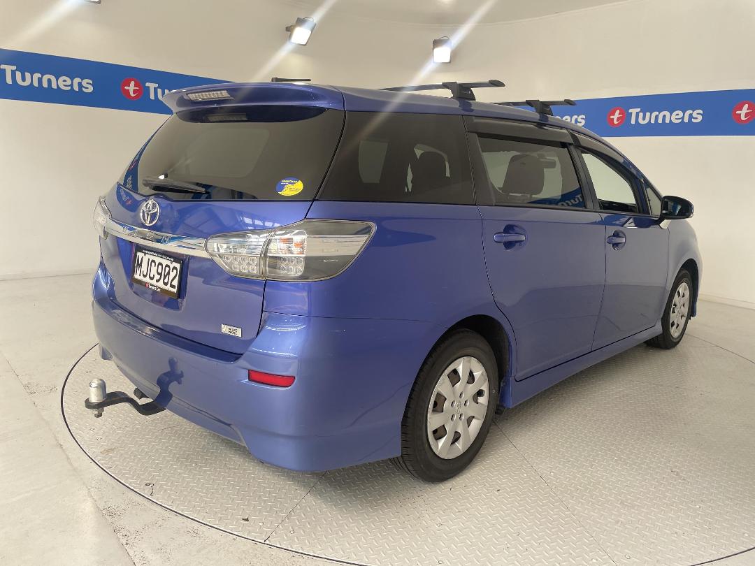 Photo '7' of Toyota Wish Photo '7' of Toyota Wish