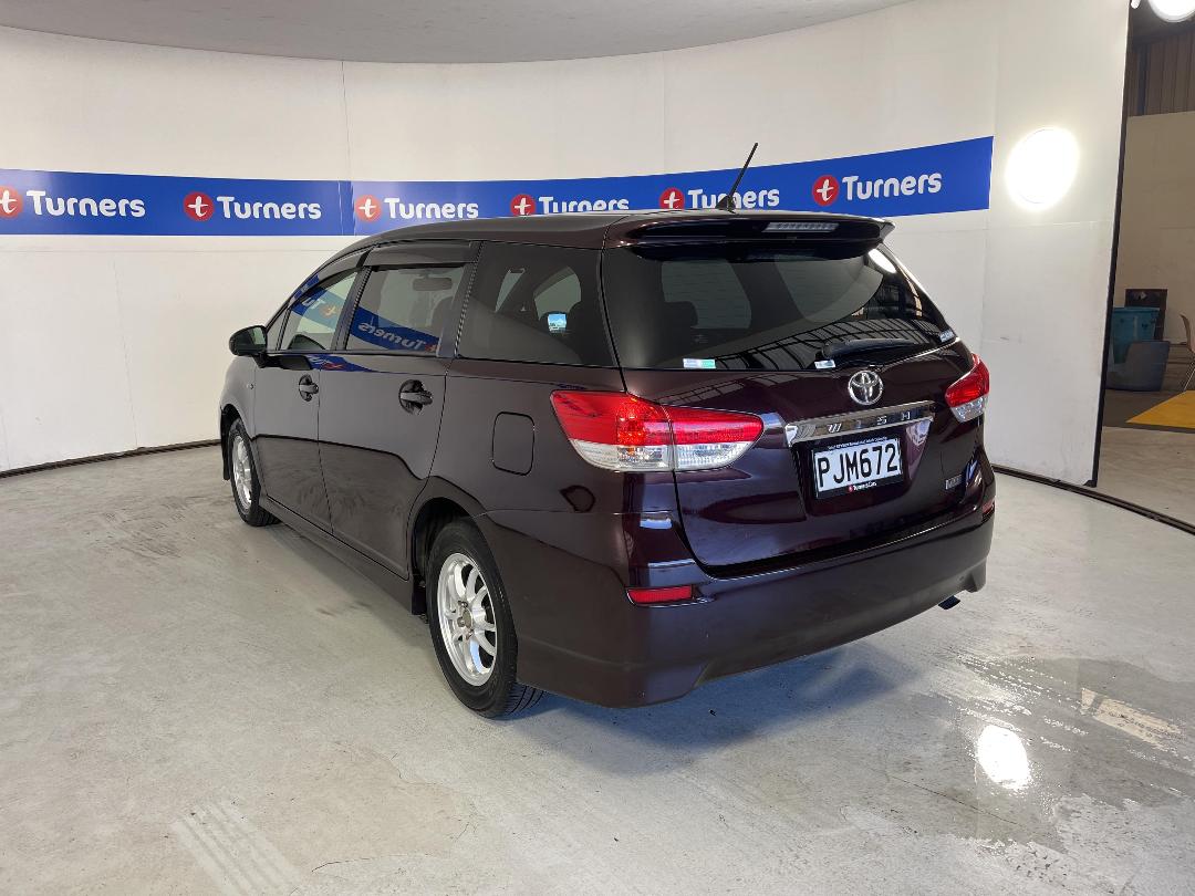 Photo '5' of Toyota Wish