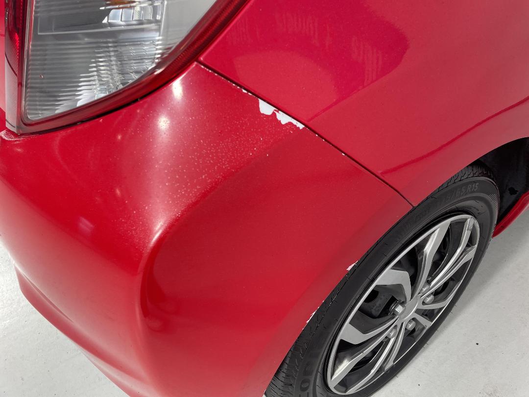 Photo '31' of Toyota Yaris