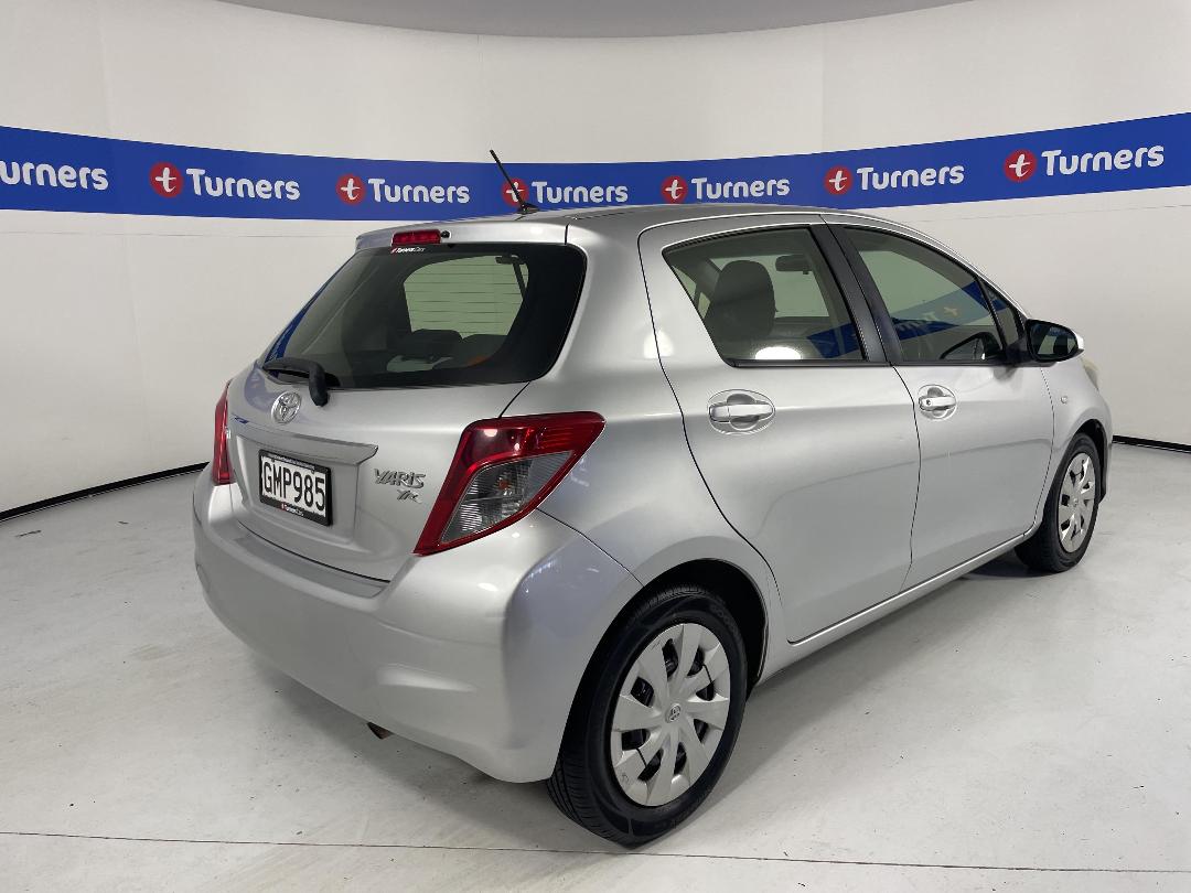 Photo '7' of Toyota Yaris