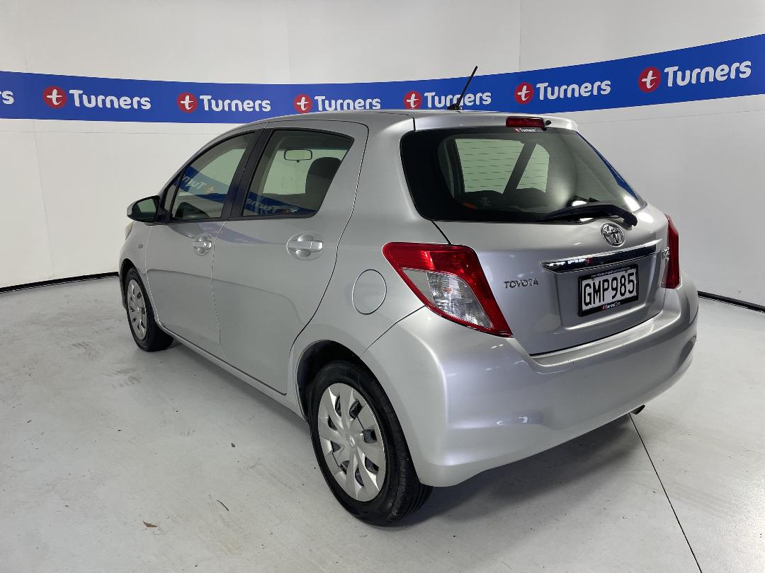 Photo '5' of Toyota Yaris