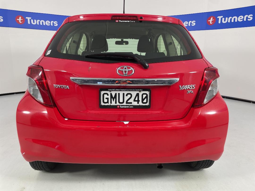 Photo '6' of Toyota Yaris