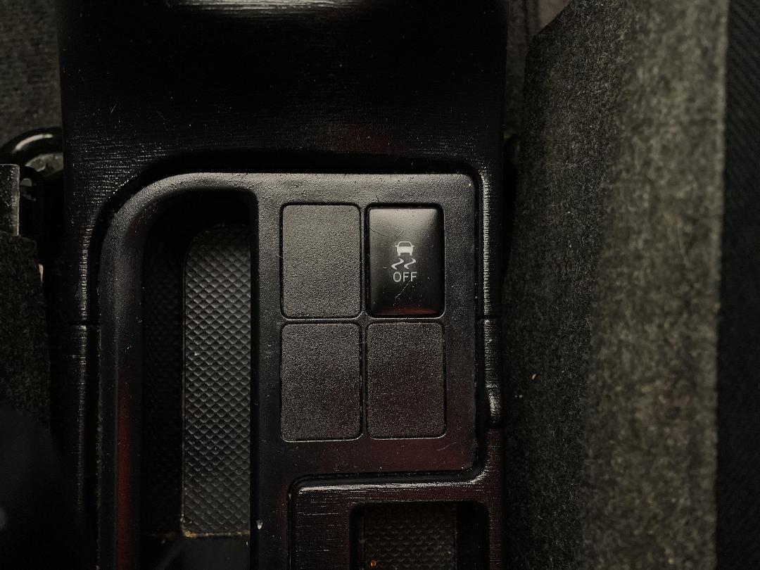 Photo '23' of Toyota Yaris