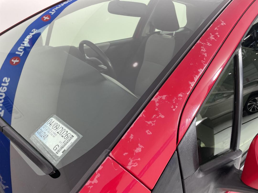 Photo '28' of Toyota Yaris