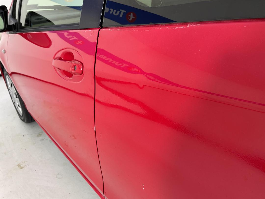 Photo '29' of Toyota Yaris