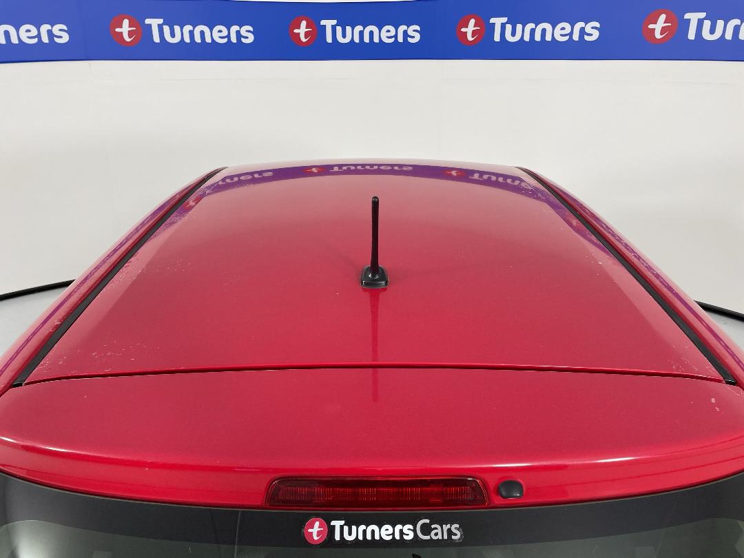 Photo '34' of Toyota Yaris