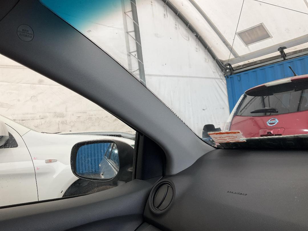 Photo '30' of Toyota Yaris Photo '30' of Toyota Yaris