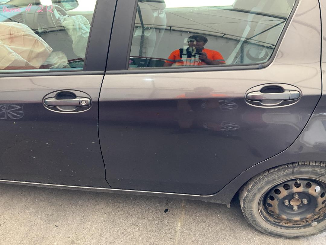 Photo '9' of Toyota Yaris YR