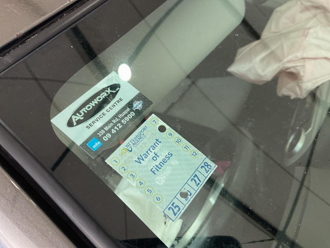 Photo '20' of Toyota Yaris YR