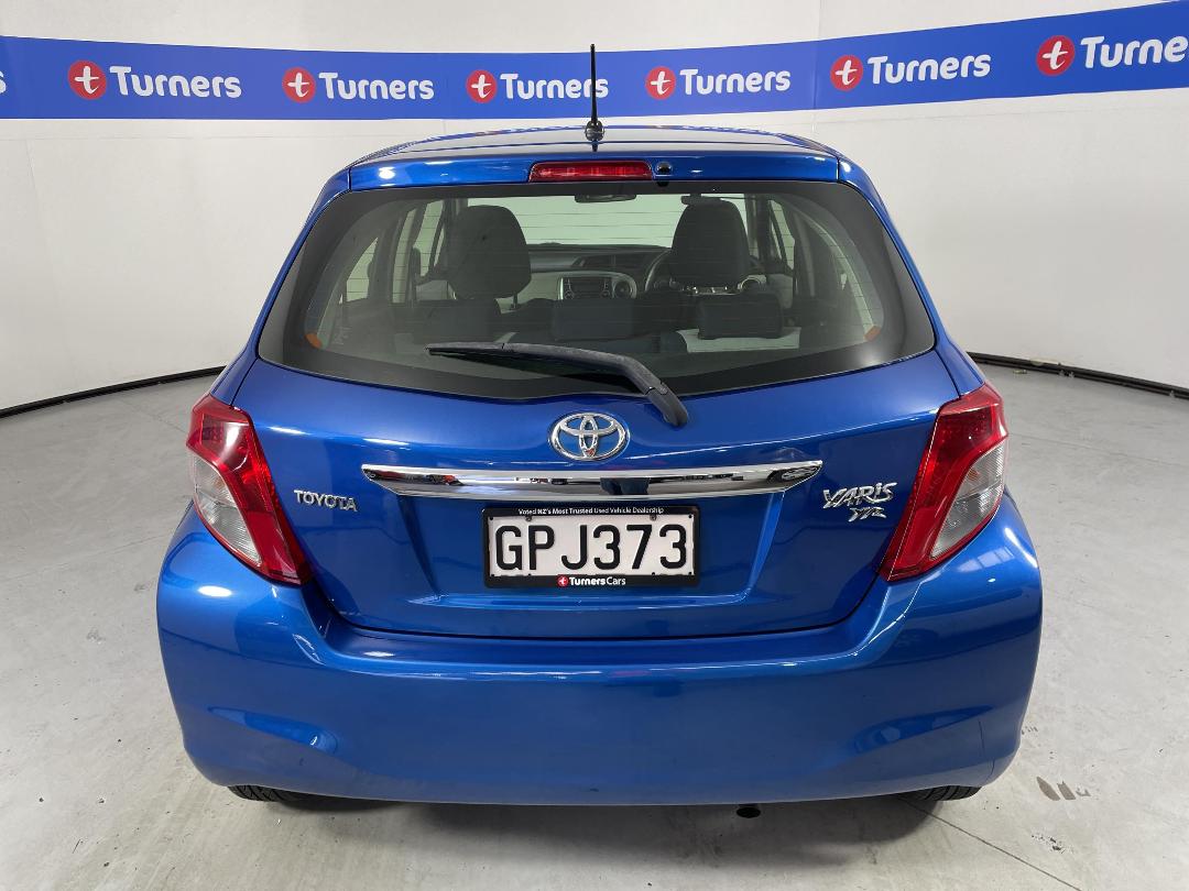 Photo '6' of Toyota Yaris Photo '6' of Toyota Yaris