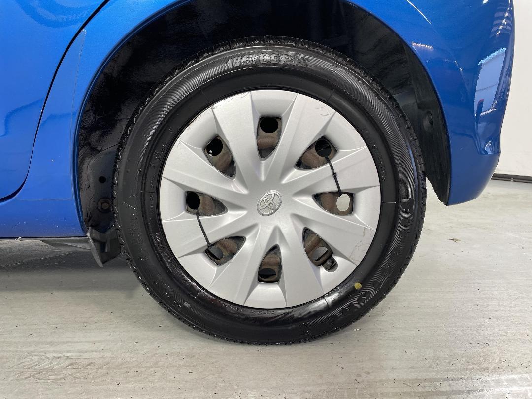 Photo '11' of Toyota Yaris Photo '11' of Toyota Yaris