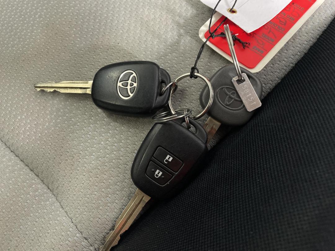 Photo '22' of Toyota Yaris Photo '22' of Toyota Yaris