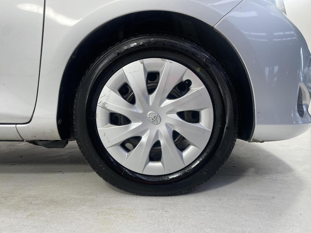 Photo '9' of Toyota Yaris