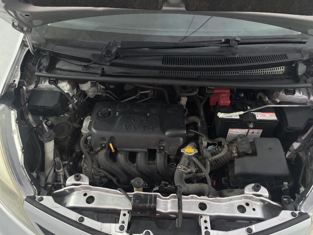 Photo '13' of Toyota Yaris Photo '13' of Toyota Yaris