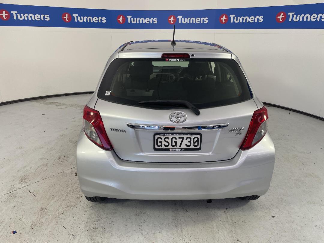 Photo '6' of Toyota Yaris Photo '6' of Toyota Yaris