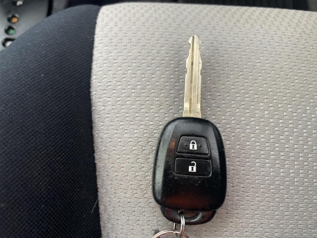 Photo '22' of Toyota Yaris Photo '22' of Toyota Yaris