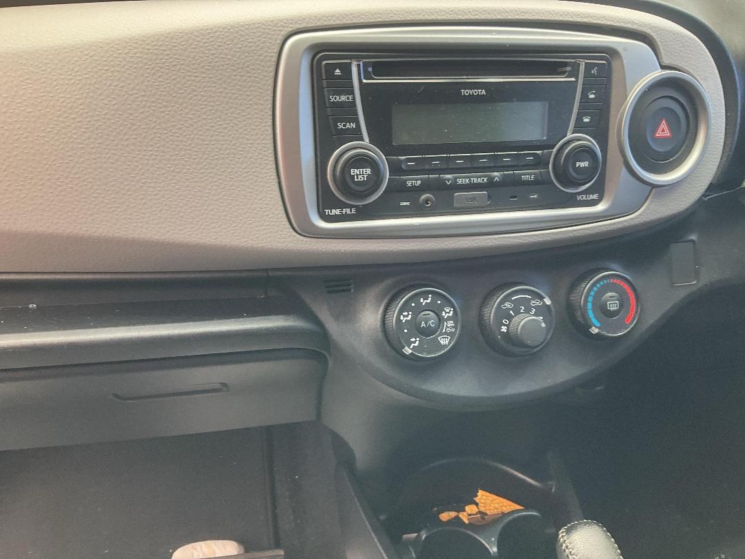 Photo '24' of Toyota Yaris YRS Photo '24' of Toyota Yaris YRS