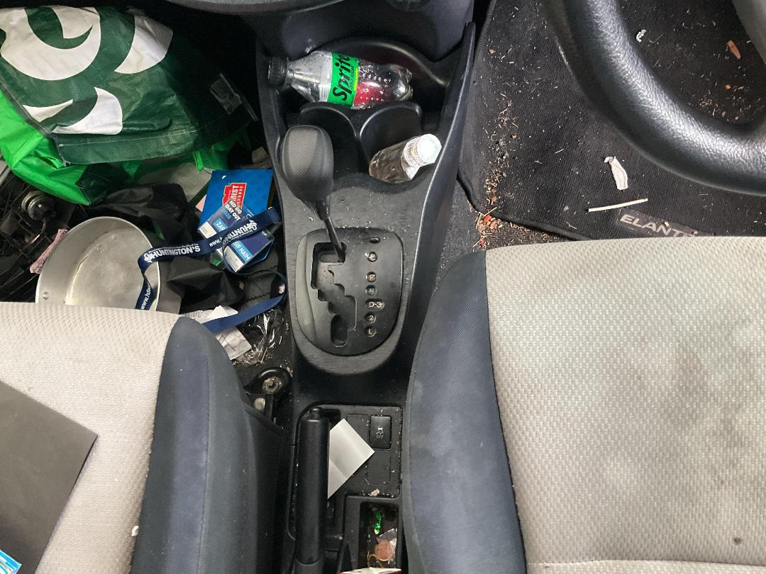 Photo '9' of Toyota Yaris YR