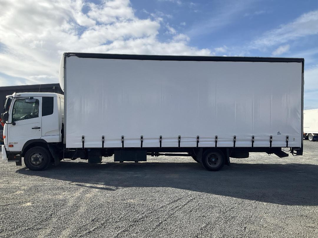 Photo '7' of UD Trucks MKB280 AS Chiller Photo '7' of UD Trucks MKB280 AS Chiller