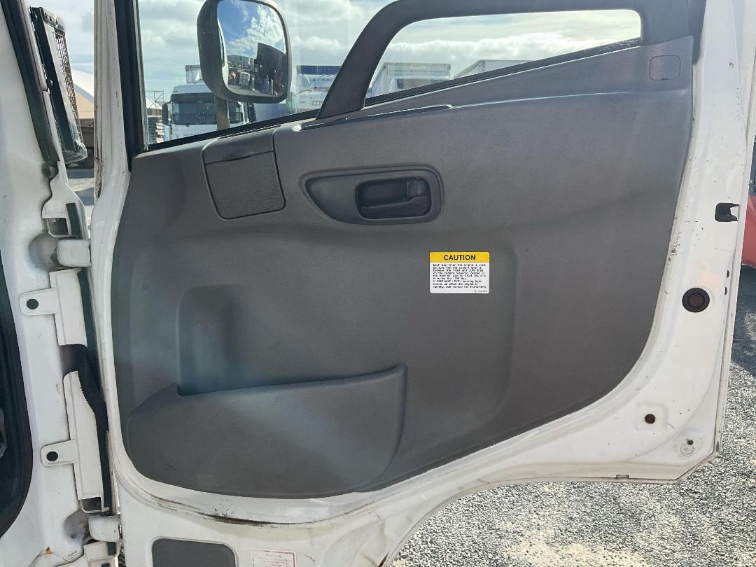 Photo '12' of UD Trucks MKB280 AS Chiller Photo '12' of UD Trucks MKB280 AS Chiller