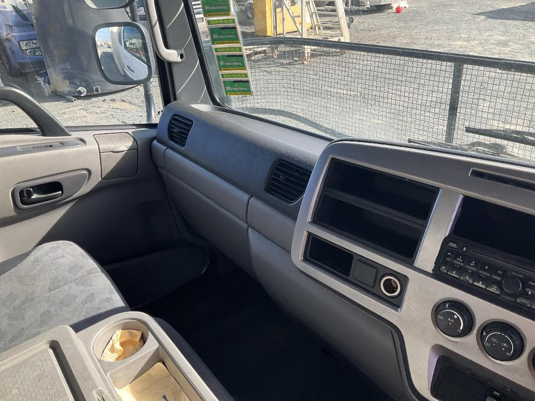 Photo '18' of UD Trucks MKB280 AS Chiller Photo '18' of UD Trucks MKB280 AS Chiller