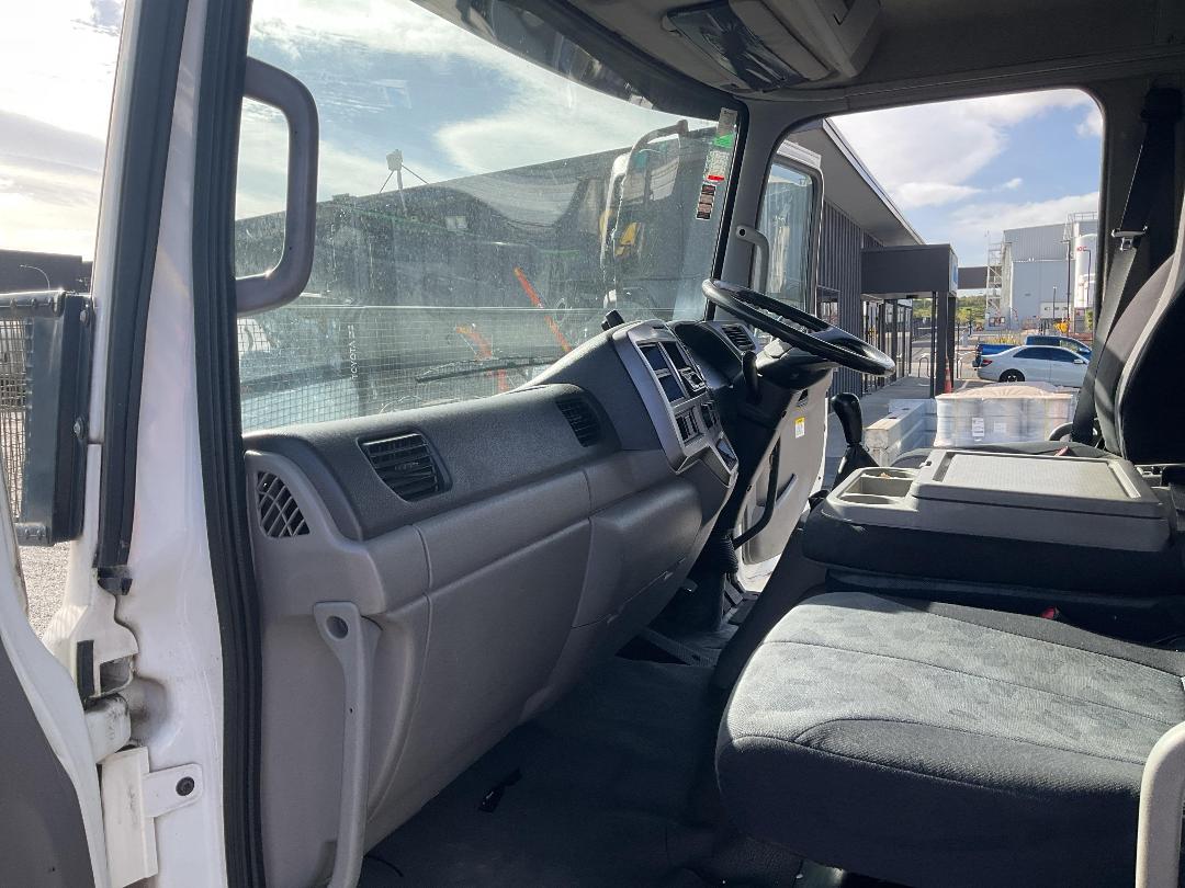 Photo '22' of UD Trucks MKB280 AS Chiller Photo '22' of UD Trucks MKB280 AS Chiller