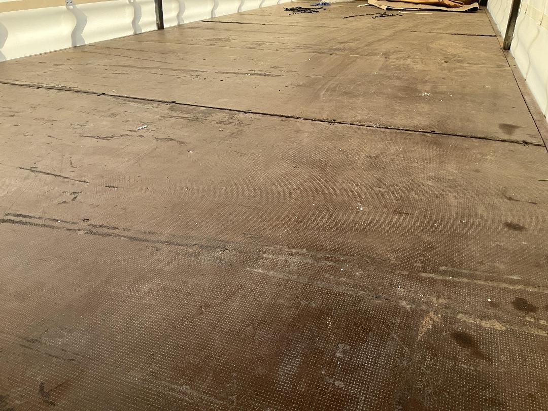 Photo '26' of UD Trucks MKB280 AS Chiller Photo '26' of UD Trucks MKB280 AS Chiller