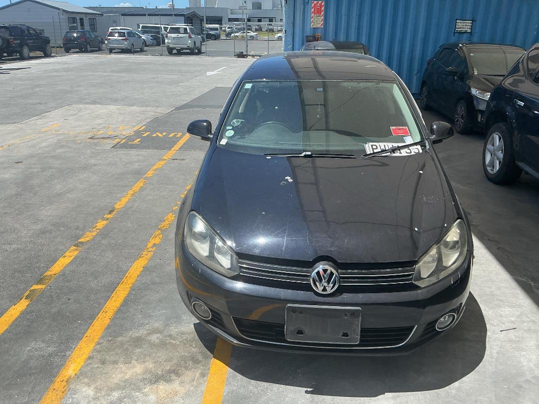 Photo '5' of Volkswagen Golf TSI