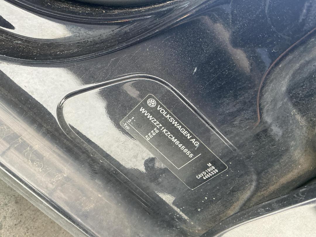 Photo '17' of Volkswagen Golf TSI