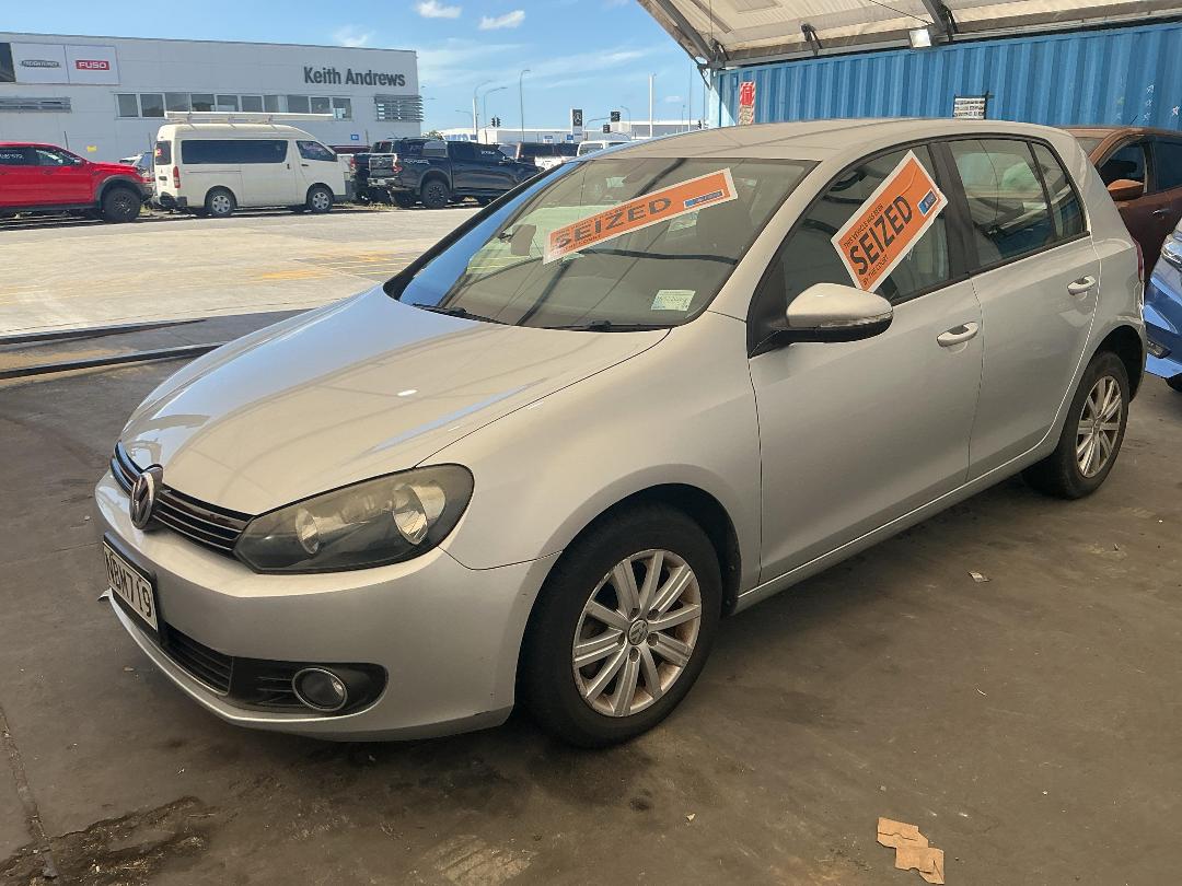 Photo '5' of Volkswagen Golf TSI Photo '5' of Volkswagen Golf TSI