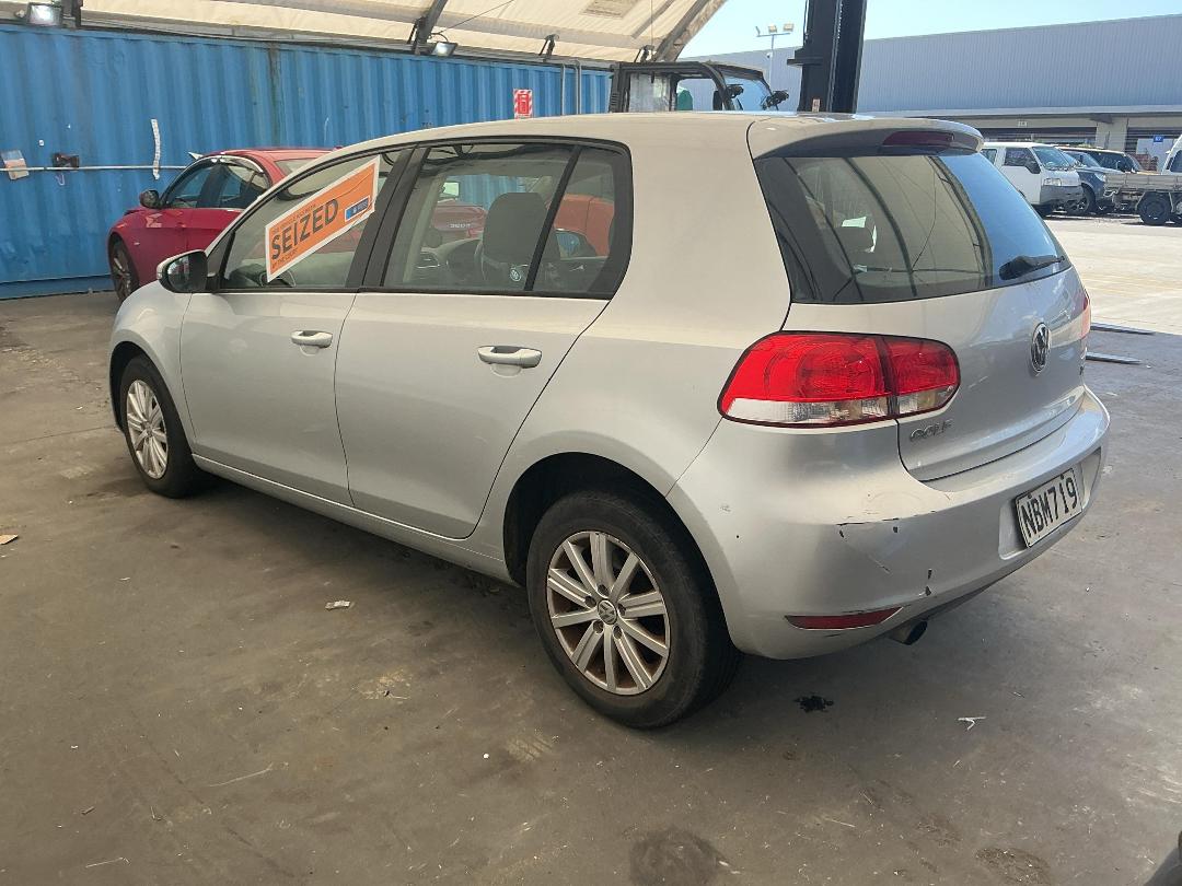 Photo '12' of Volkswagen Golf TSI Photo '12' of Volkswagen Golf TSI