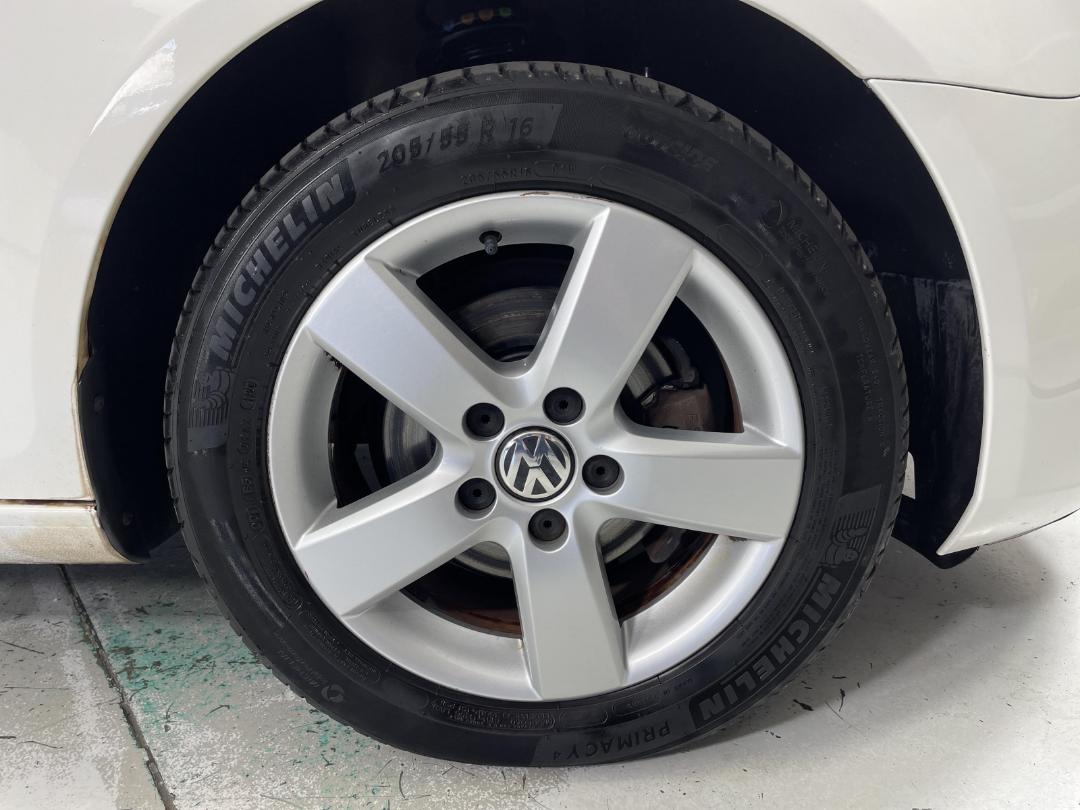 Photo '9' of Volkswagen Golf Photo '9' of Volkswagen Golf