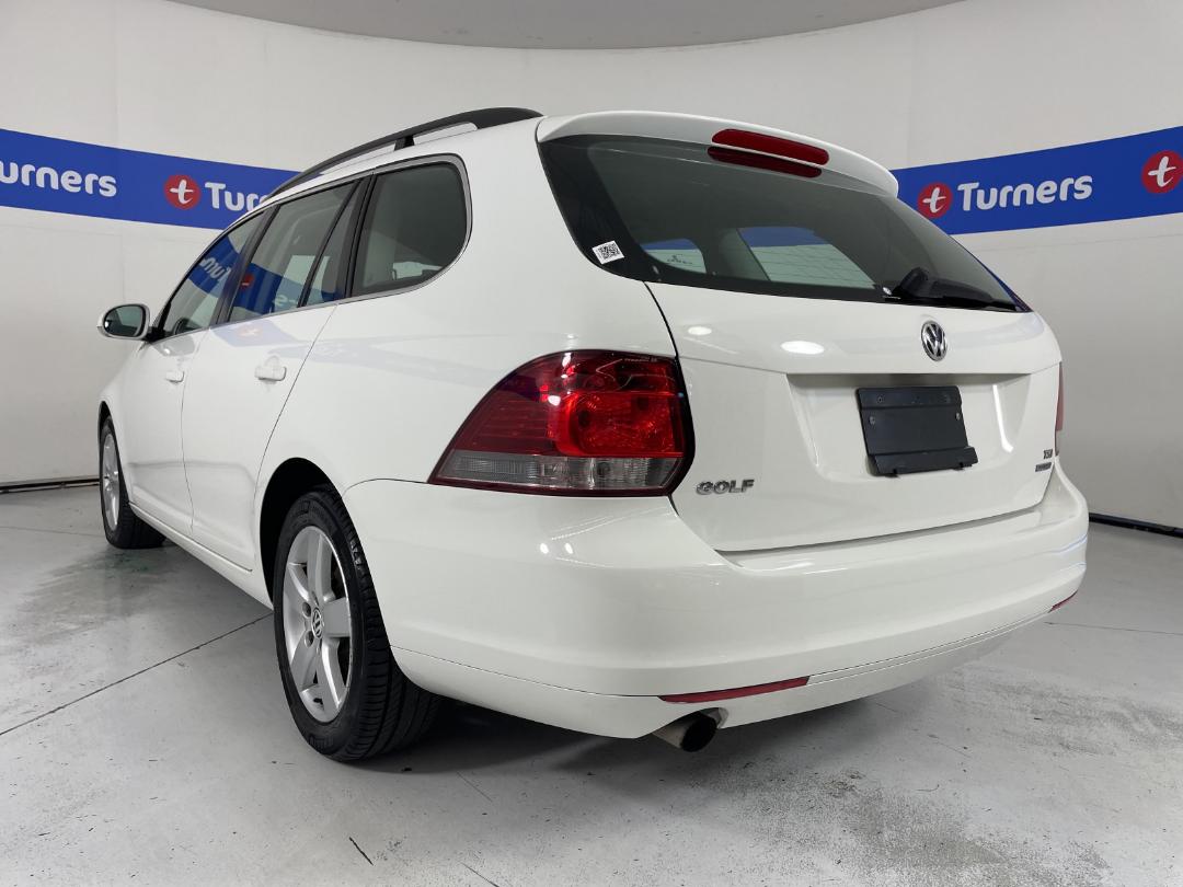 Photo '5' of Volkswagen Golf Photo '5' of Volkswagen Golf