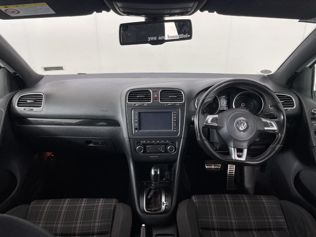 Photo '15' of Volkswagen Golf GTI Photo '15' of Volkswagen Golf GTI