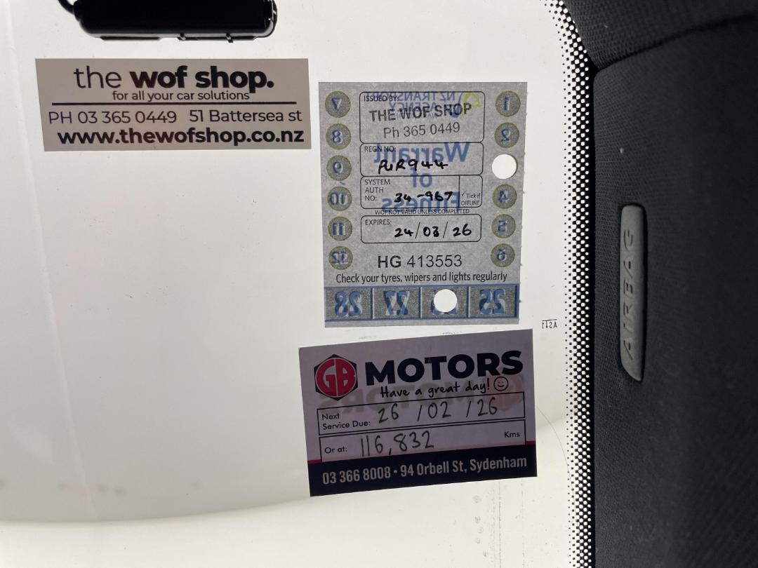 Photo '21' of Volkswagen Golf GTI Photo '21' of Volkswagen Golf GTI