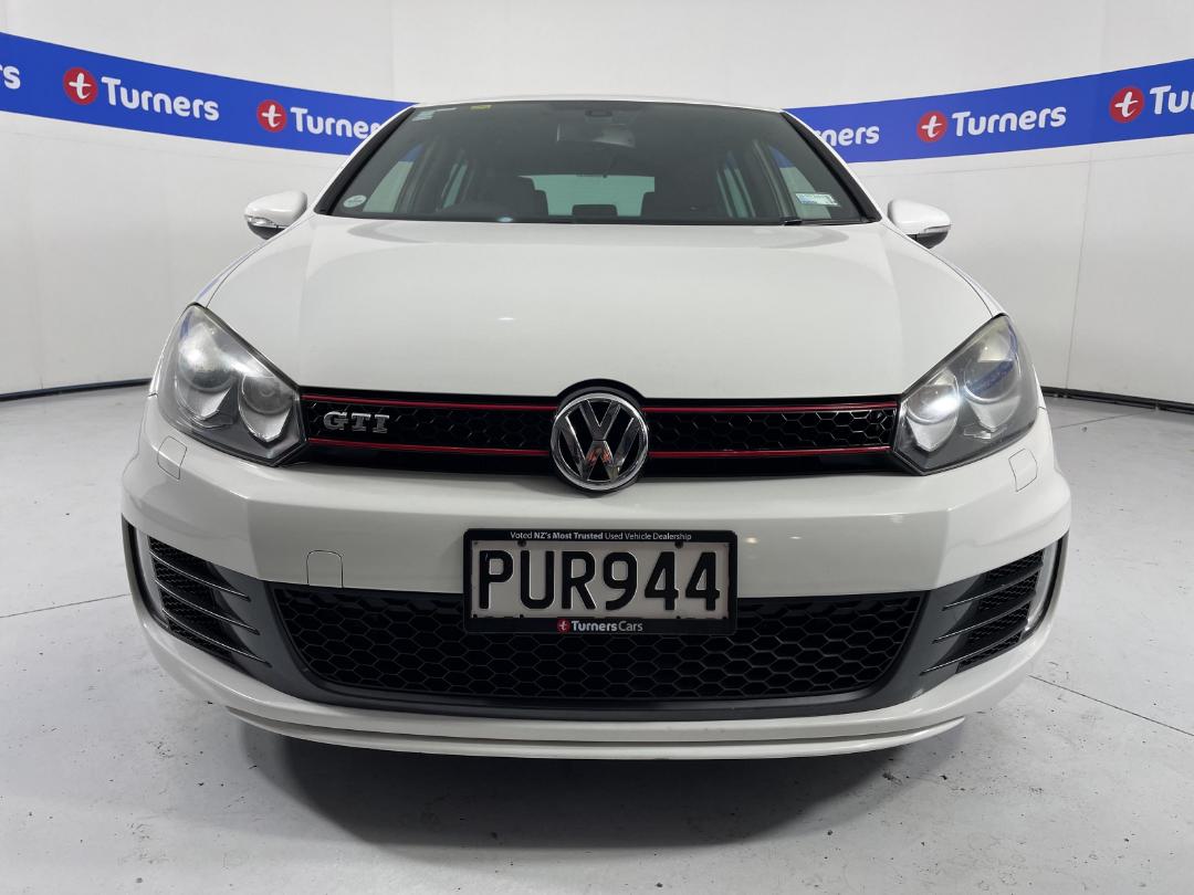 Photo '2' of Volkswagen Golf GTI Photo '2' of Volkswagen Golf GTI