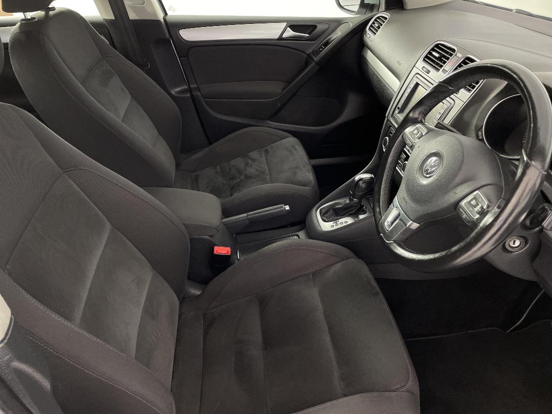 Photo '16' of Volkswagen Golf Photo '16' of Volkswagen Golf