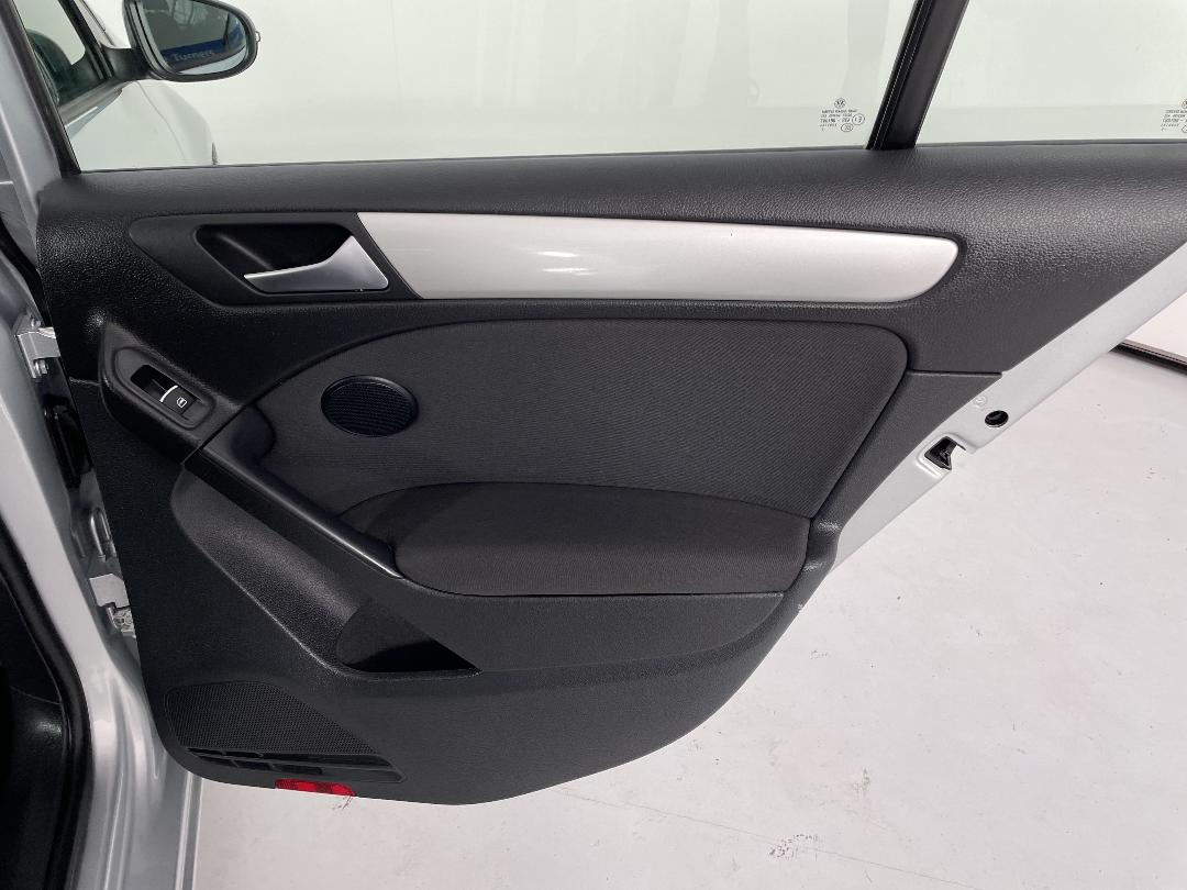 Photo '19' of Volkswagen Golf Photo '19' of Volkswagen Golf