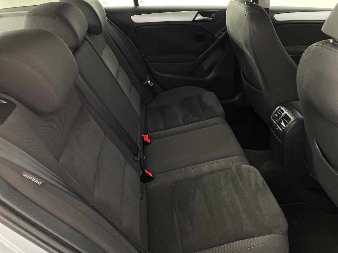 Photo '20' of Volkswagen Golf Photo '20' of Volkswagen Golf