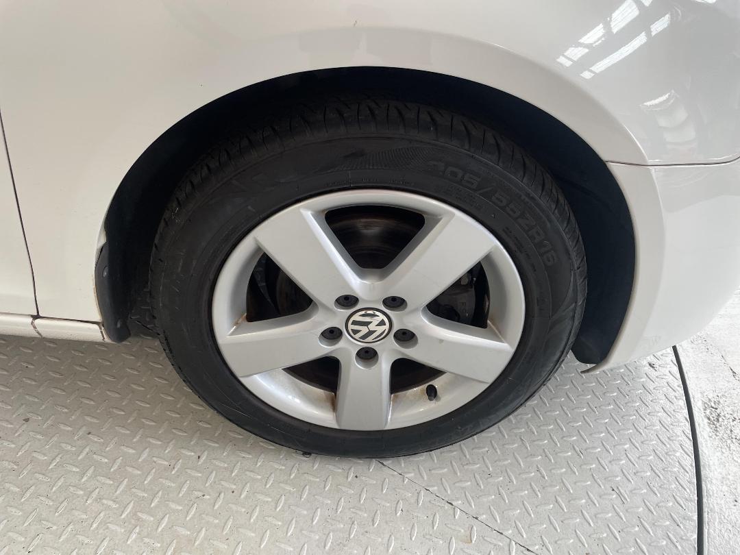 Photo '9' of Volkswagen Golf