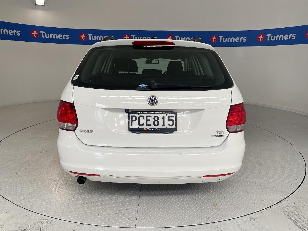 Photo '6' of Volkswagen Golf