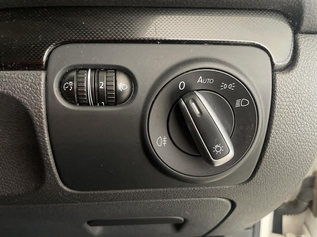 Photo '25' of Volkswagen Golf