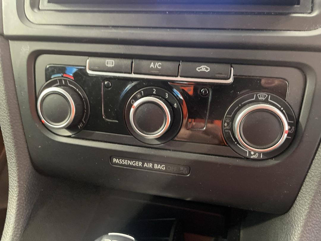 Photo '29' of Volkswagen Golf