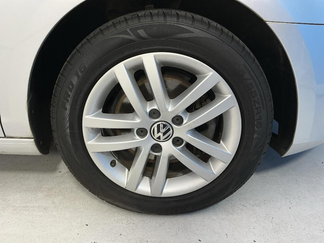 Photo '7' of Volkswagen Golf 1.4 90KW