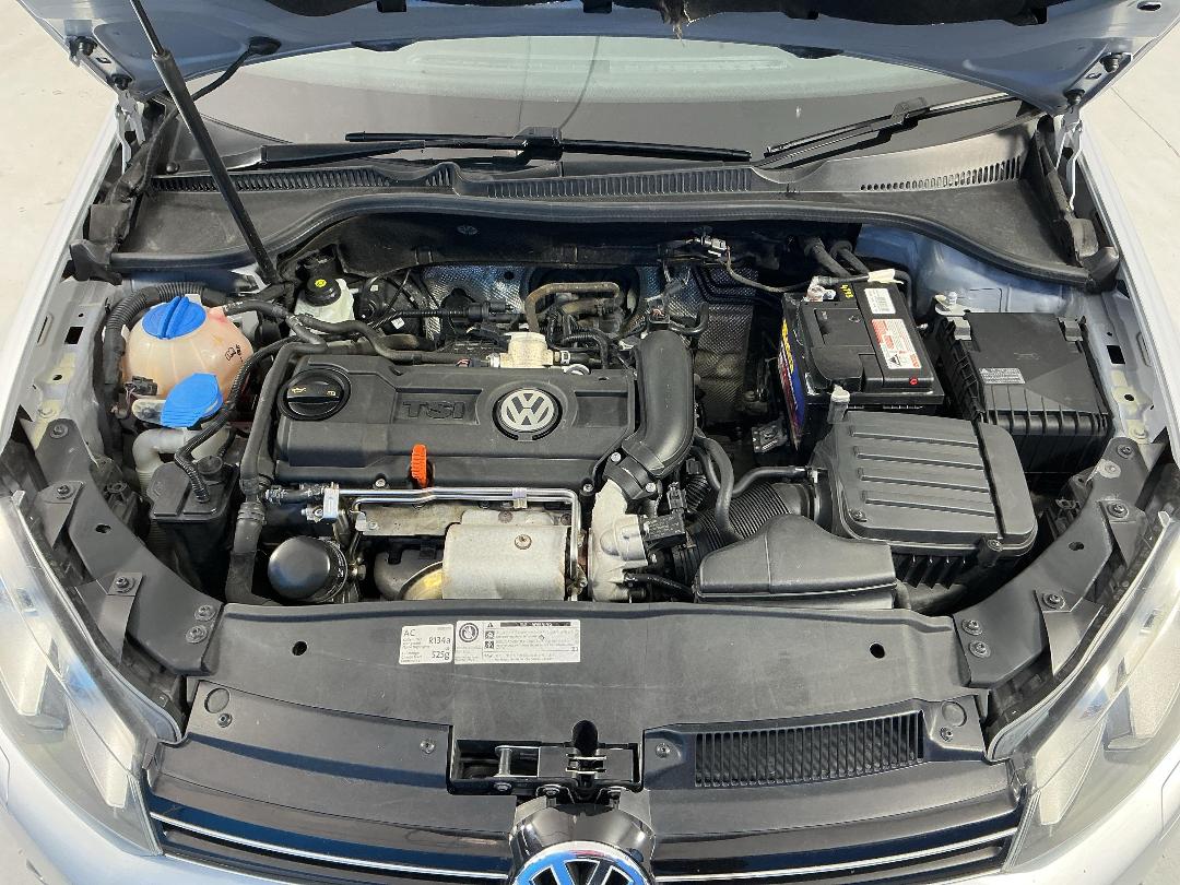 Photo '11' of Volkswagen Golf 1.4 90KW