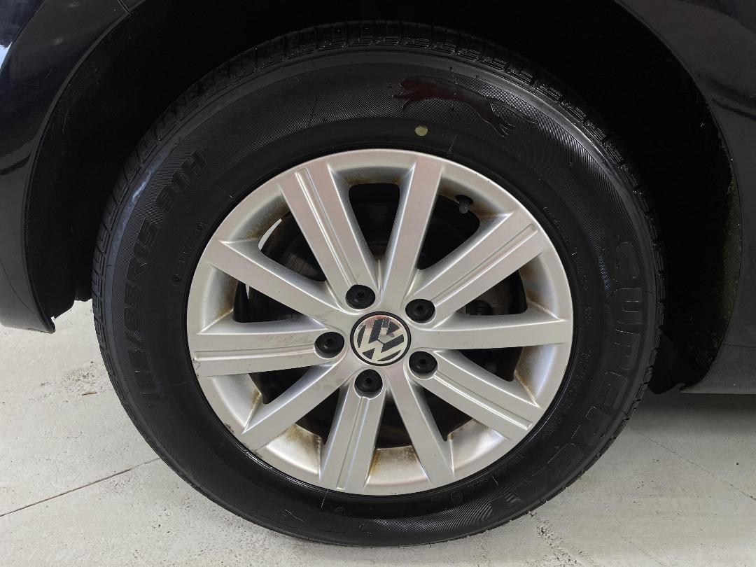 Photo '10' of Volkswagen Golf TSI