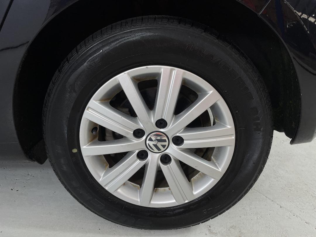 Photo '9' of Volkswagen Golf TSI