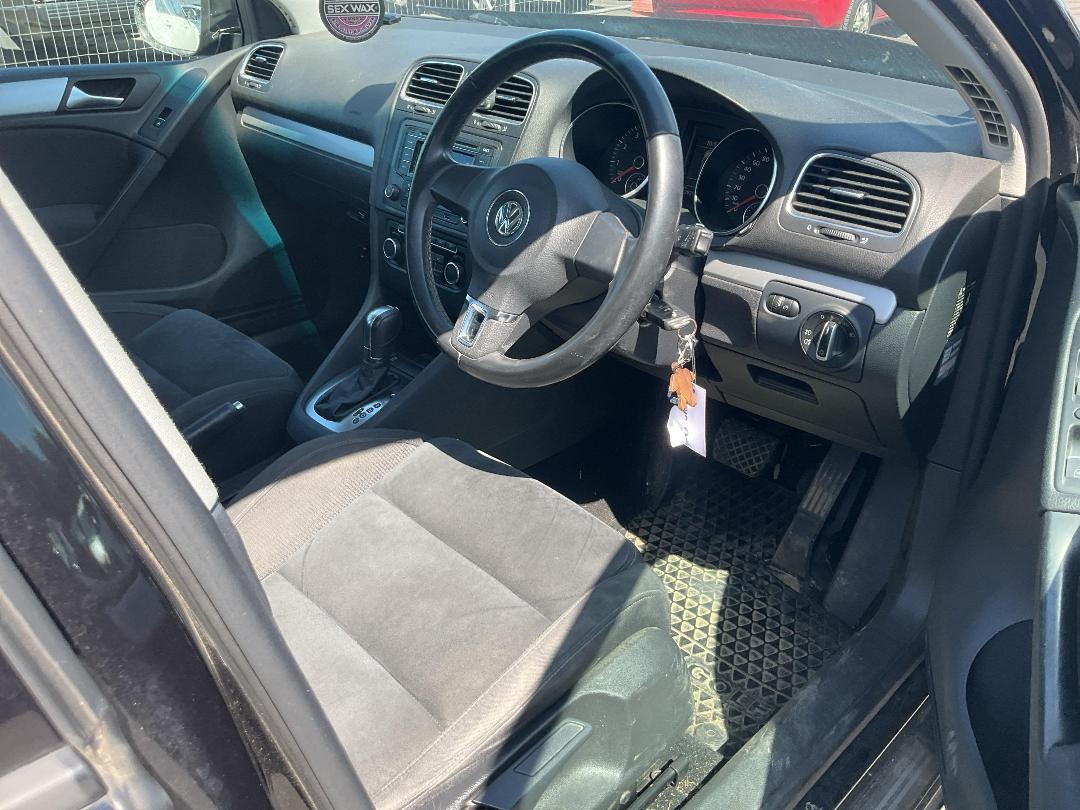 Photo '13' of Volkswagen Golf 1.4 90KW Photo '13' of Volkswagen Golf 1.4 90KW